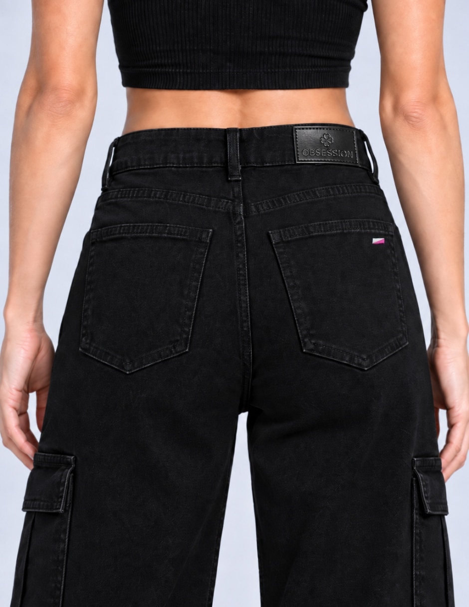 Jeans cargo wide leg para mujer 4