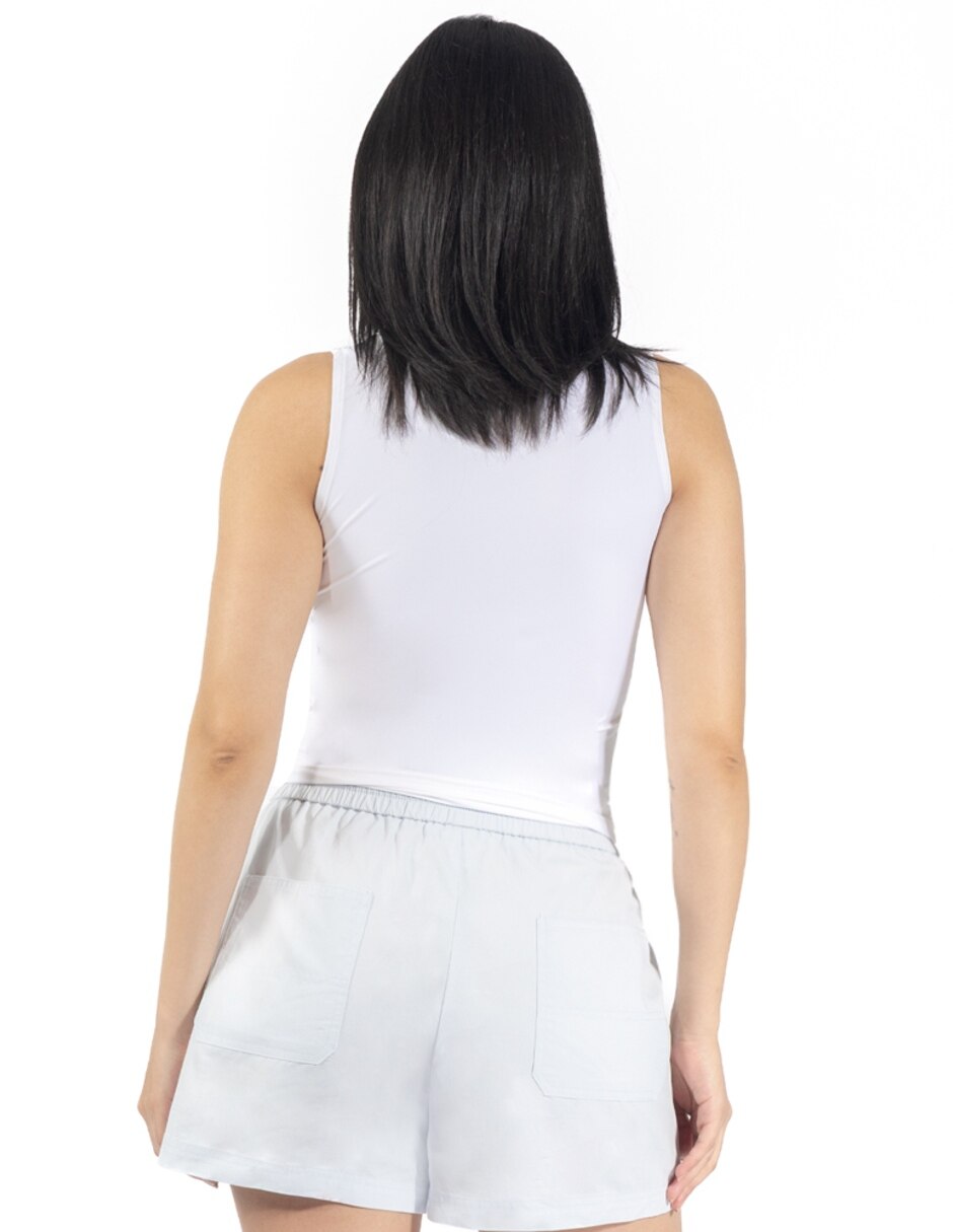 Playera tank manga cuello Cuadrado para mujer 3