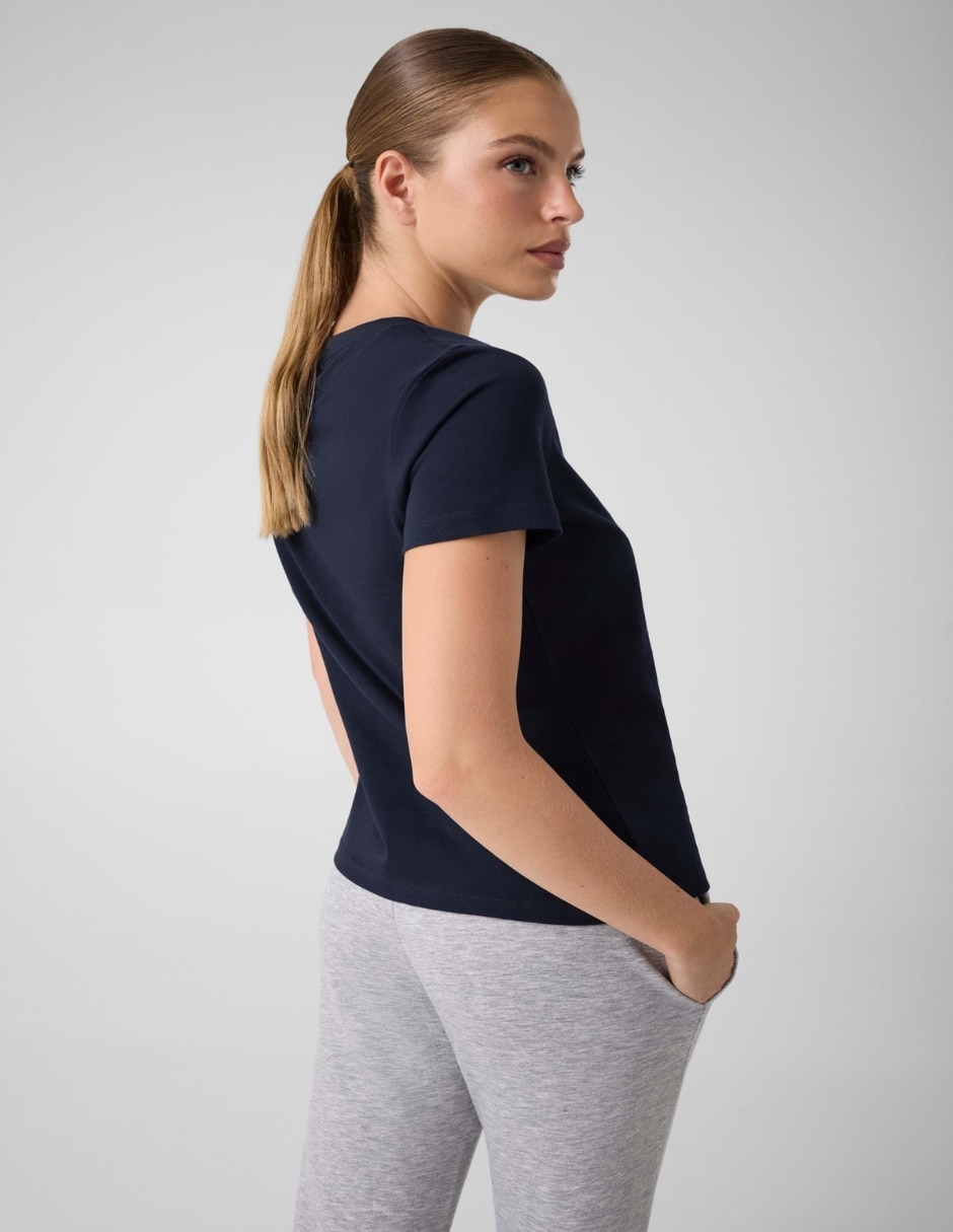 Playera manga active cuello redondo para mujer 4